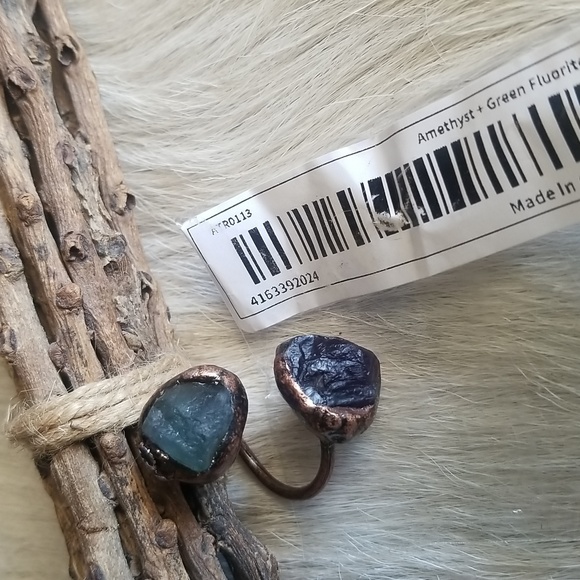 Raw Crystal Copper Ring - Picture 12 of 15